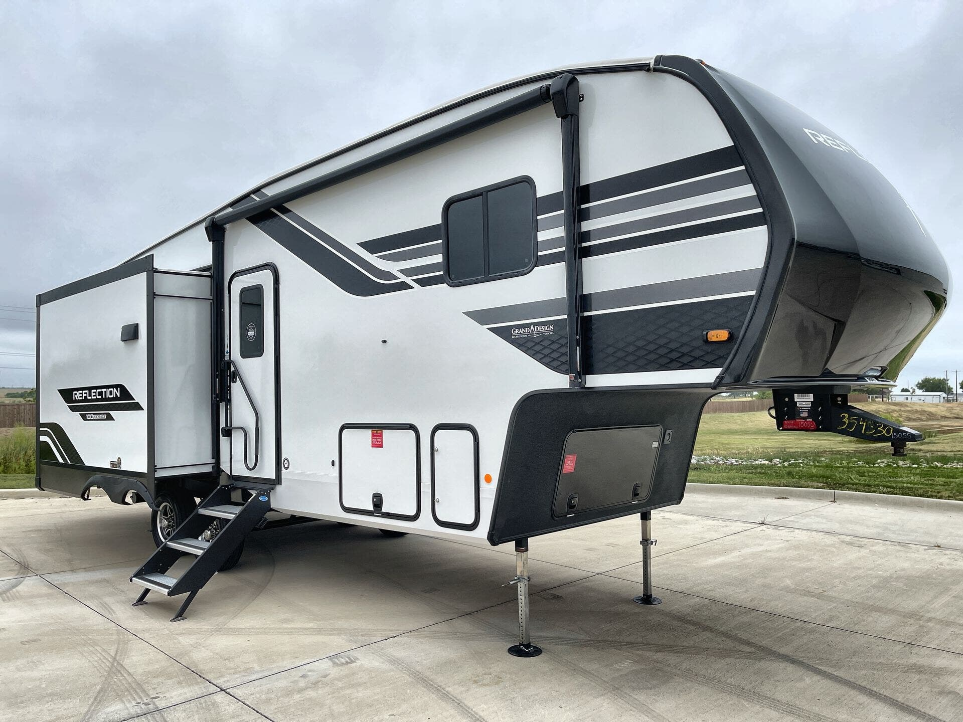 Email now about this 2026 Grand Design Reflection 100 28RL! New 2026 Grand Design Reflection 100 28RL available in Sanger, Texas