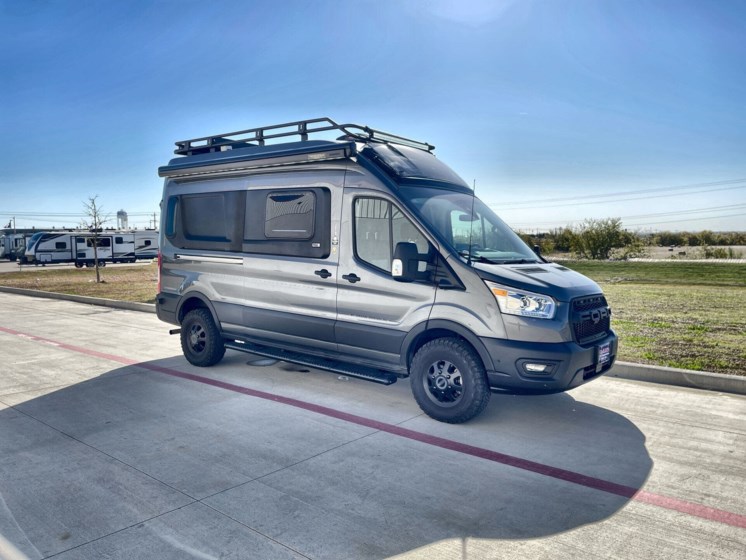 Email now about this 2026 Grand Design Lineage LVT1! Used 2026 Grand Design Lineage LVT1 available in Fort Worth, Texas