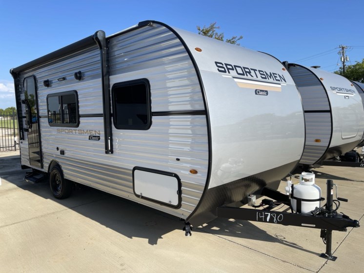 Email now about this 2026 K-Z Sportsmen Classic 160QB! New 2026 K-Z Sportsmen Classic 160QB available in Sanger, Texas