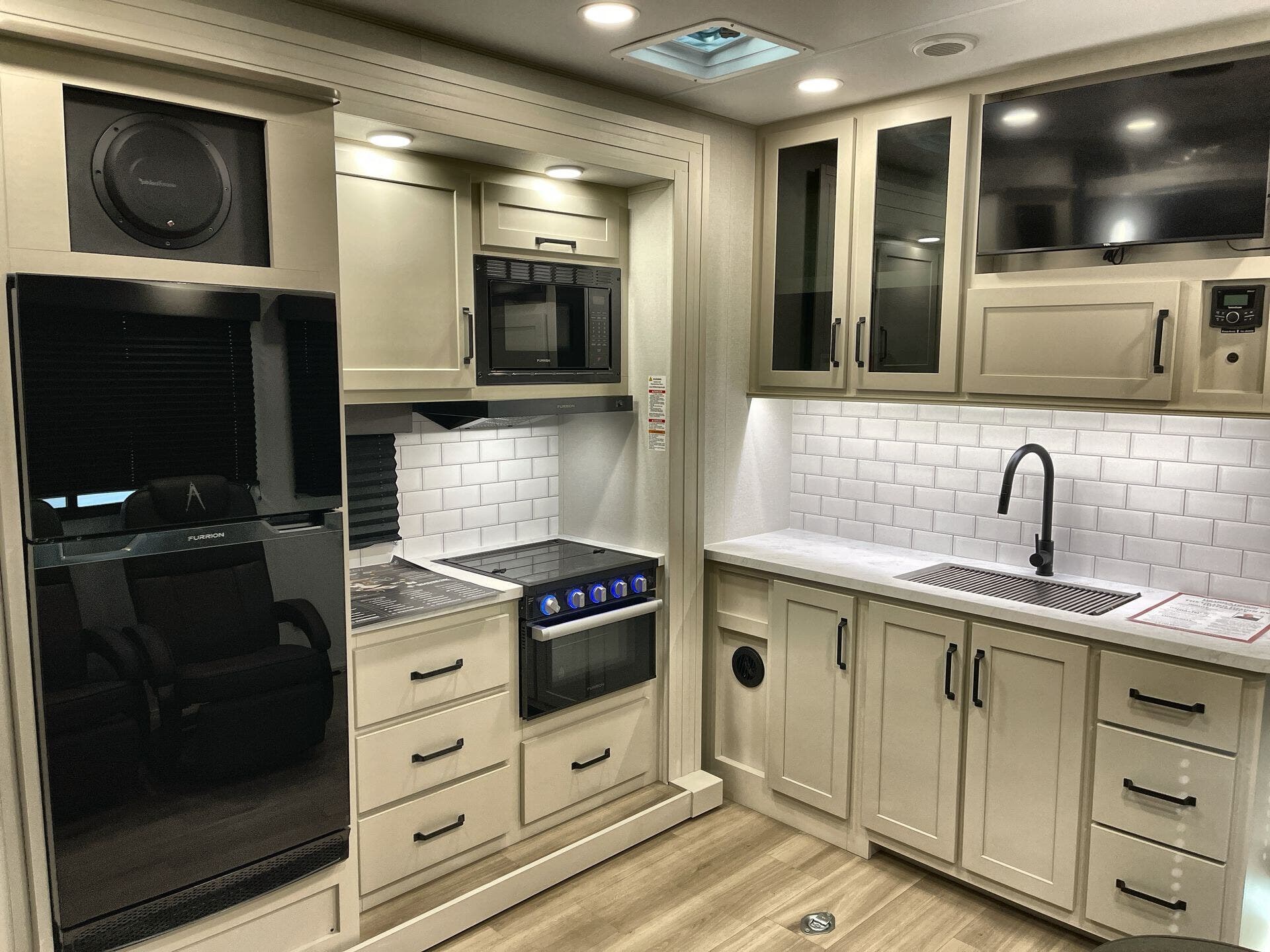 New 2026 Grand Design Momentum G-Class 25G available in Sanger, Texas