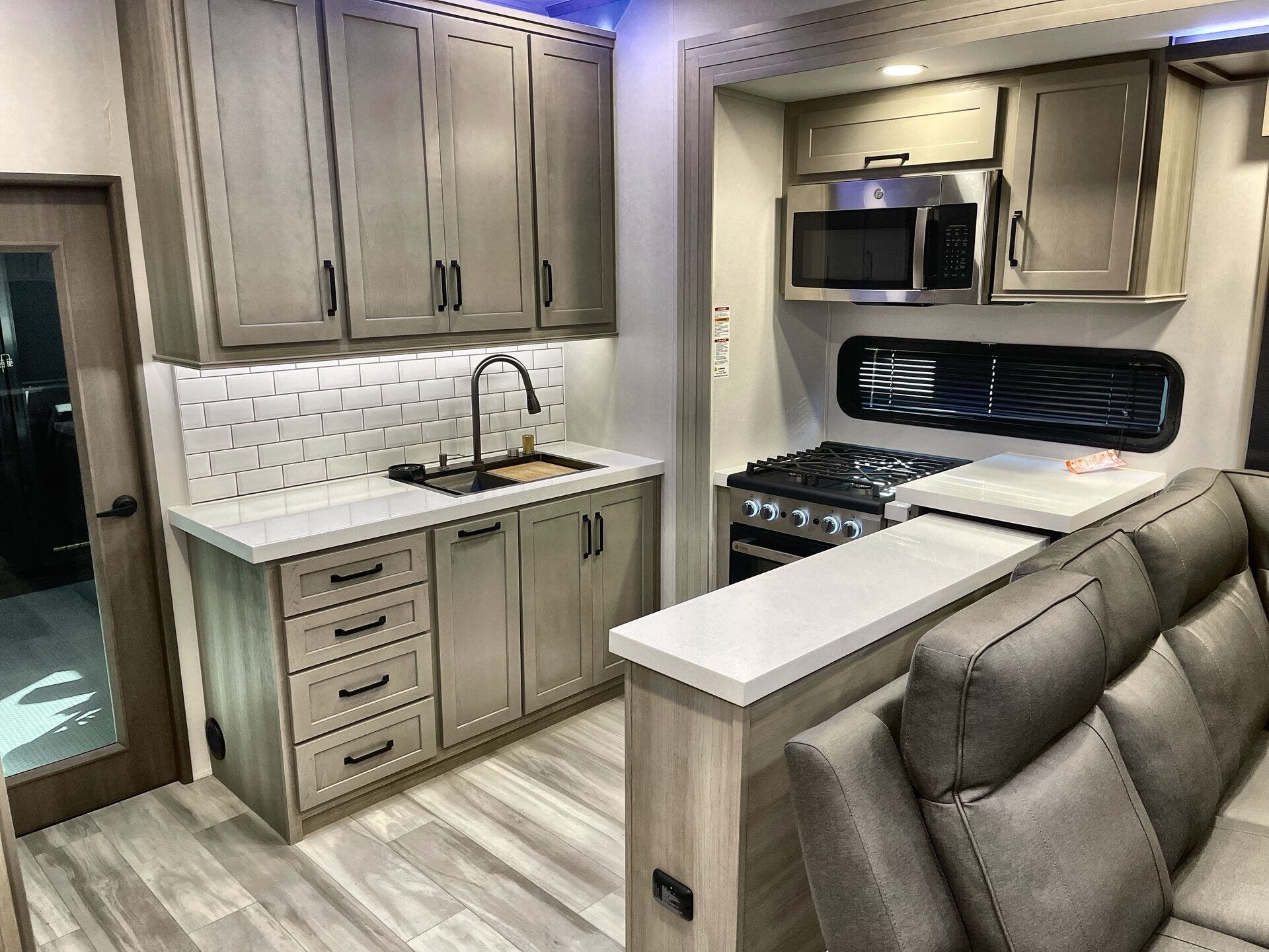 Used 2025 Grand Design Momentum 344M available in Sanger, Texas