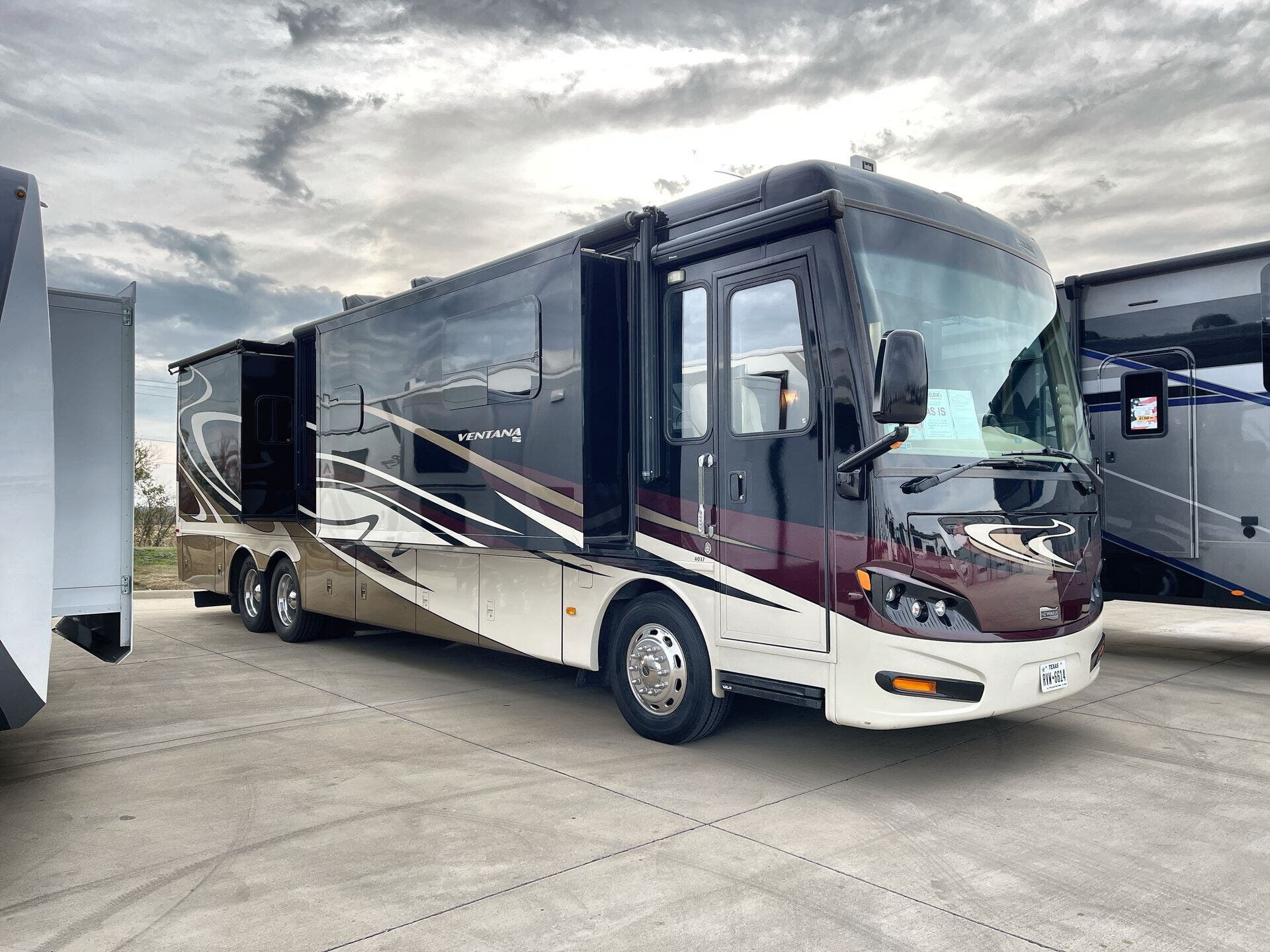 Email now about this 2014 Newmar Ventana 4037! Used 2014 Newmar Ventana 4037 available in Sanger, Texas