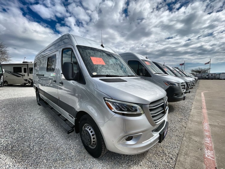 New 2023 Winnebago Adventure Wagon 70SE available in Fort Worth, Texas