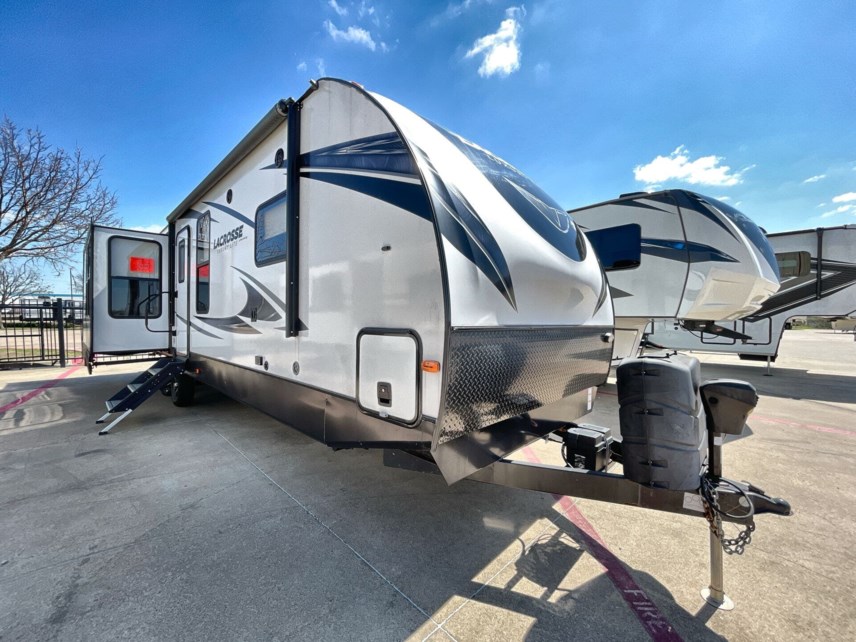 Used 2020 Glaval Primetime LACROSSE 3311RK available in Fort Worth, Texas