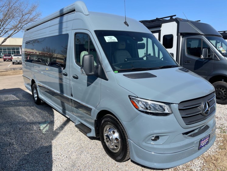 Email now about this 2025 Grech RV Strada TWIN-ION! New 2025 Grech RV Strada TWIN-ION available in Fort Worth, Texas