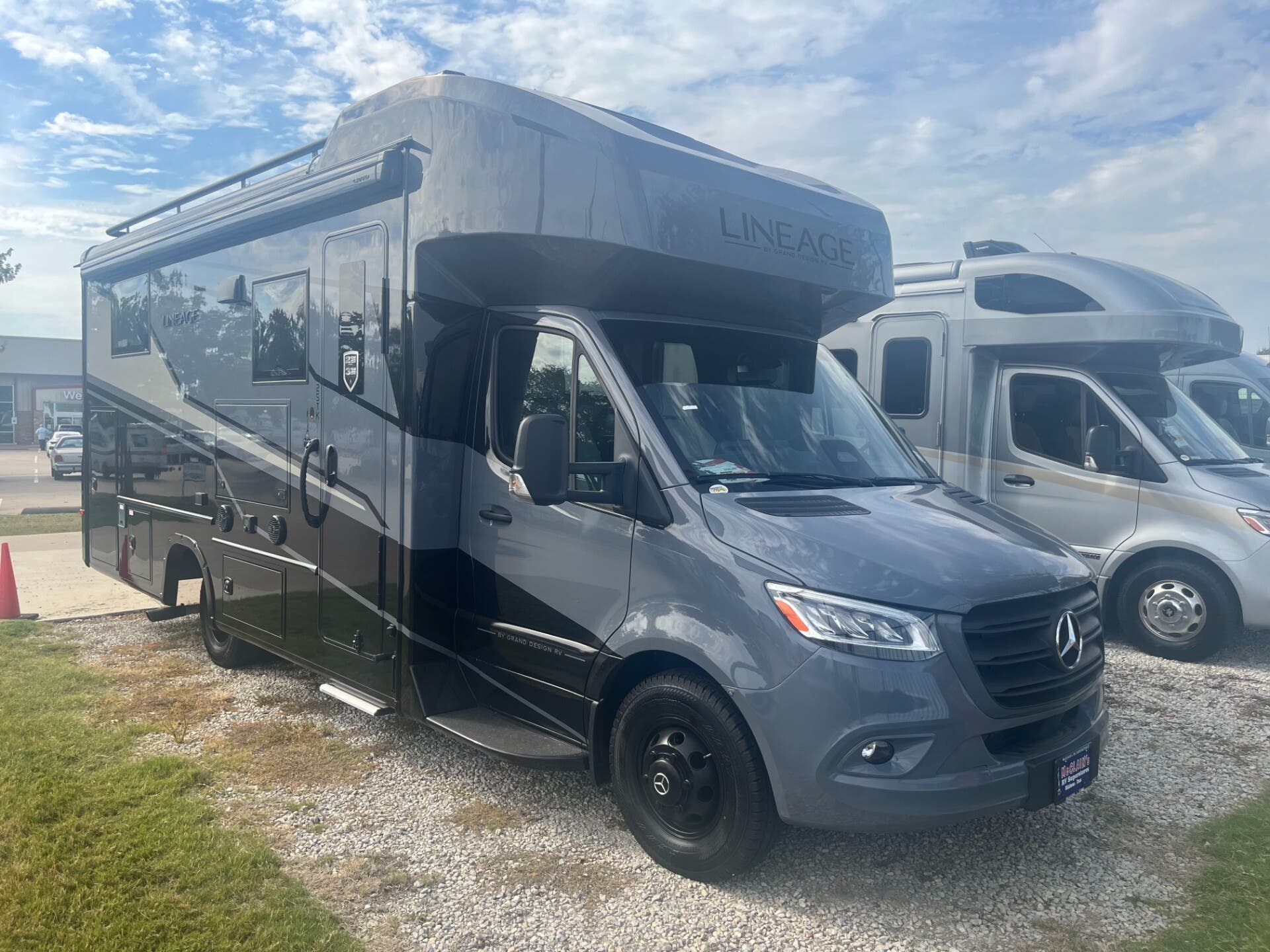 Email now about this 2026 Grand Design Lineage 25TK! New 2026 Grand Design Lineage 25TK available in Fort Worth, Texas