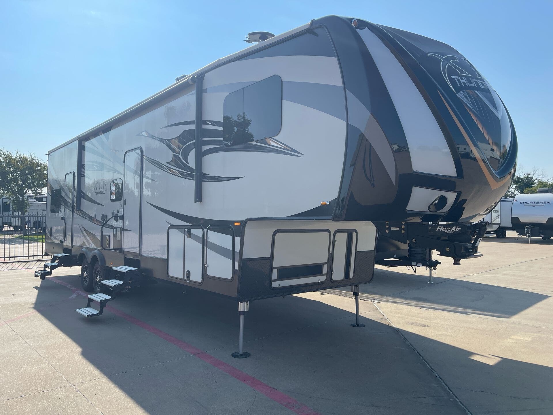 Email now about this 2016 Forest River XLR THUNDERBOLT XLF340! Used 2016 Forest River XLR THUNDERBOLT XLF340 available in Fort Worth, Texas