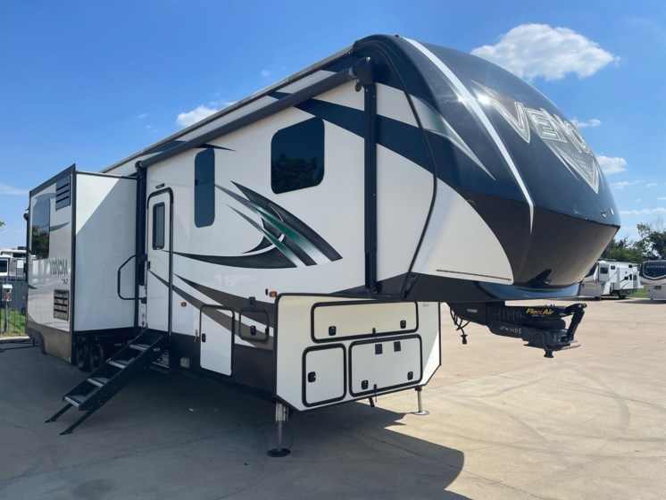 Email now about this 2017 K-Z Venom 4114TK! Used 2017 K-Z Venom 4114TK available in Fort Worth, Texas