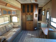 Used 2007 Keystone Montana Mountaineer 342PHT available in Fort Worth, Texas