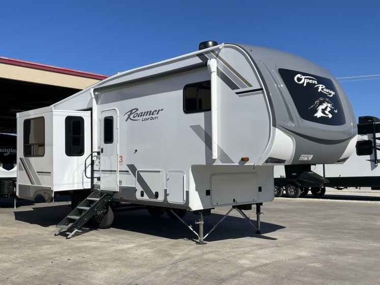 Email now about this 2025 Highland Ridge Open Range Roamer LIGHT 244RLS! New 2025 Highland Ridge Open Range Roamer LIGHT 244RLS available in Corinth, Texas