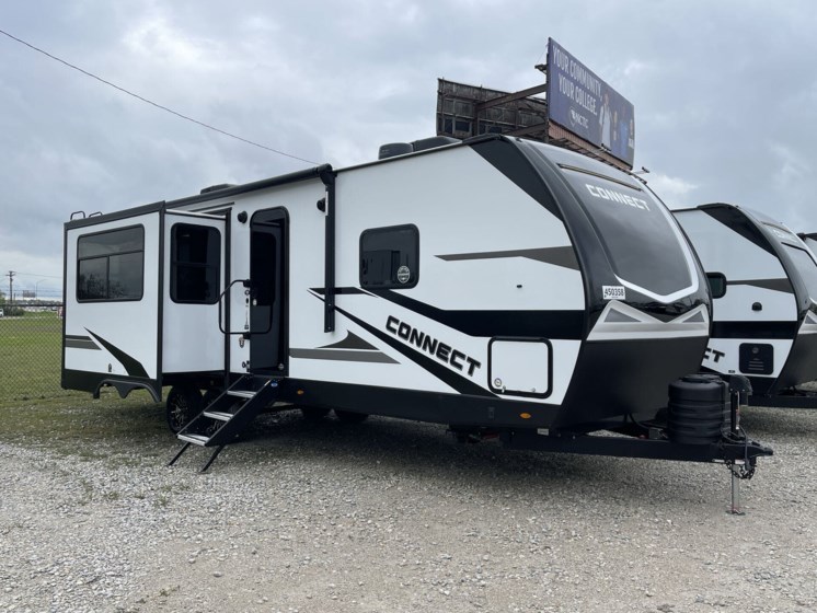 Email now about this 2025 K-Z Connect 293RB! New 2025 K-Z Connect 293RB available in Corinth, Texas