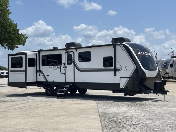 Email now about this 2025 Grand Design Imagine 3100RD! New 2025 Grand Design Imagine 3100RD available in Corinth, Texas