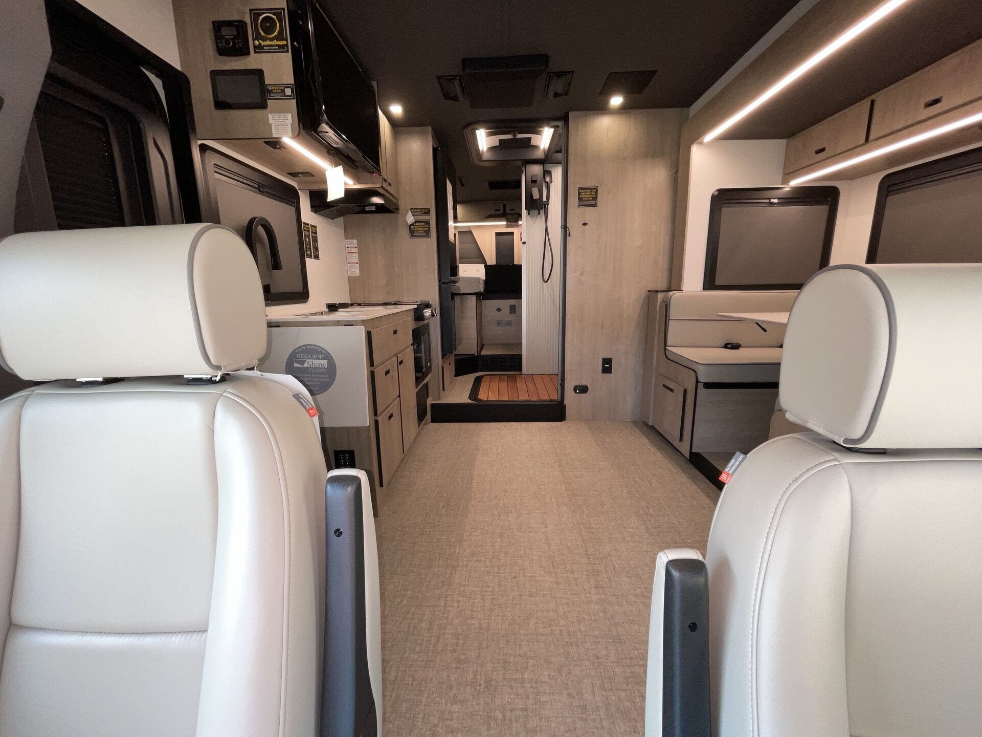 New 2026 Grand Design Lineage 25TK available in Corinth, Texas