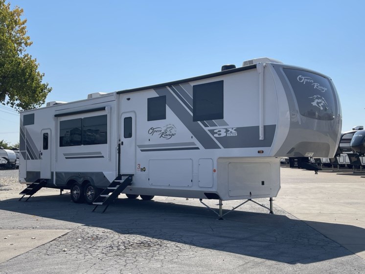 Email now about this 2026 Highland Ridge Open Range 3X 390TBS! New 2026 Highland Ridge Open Range 3X 390TBS available in Corinth, Texas