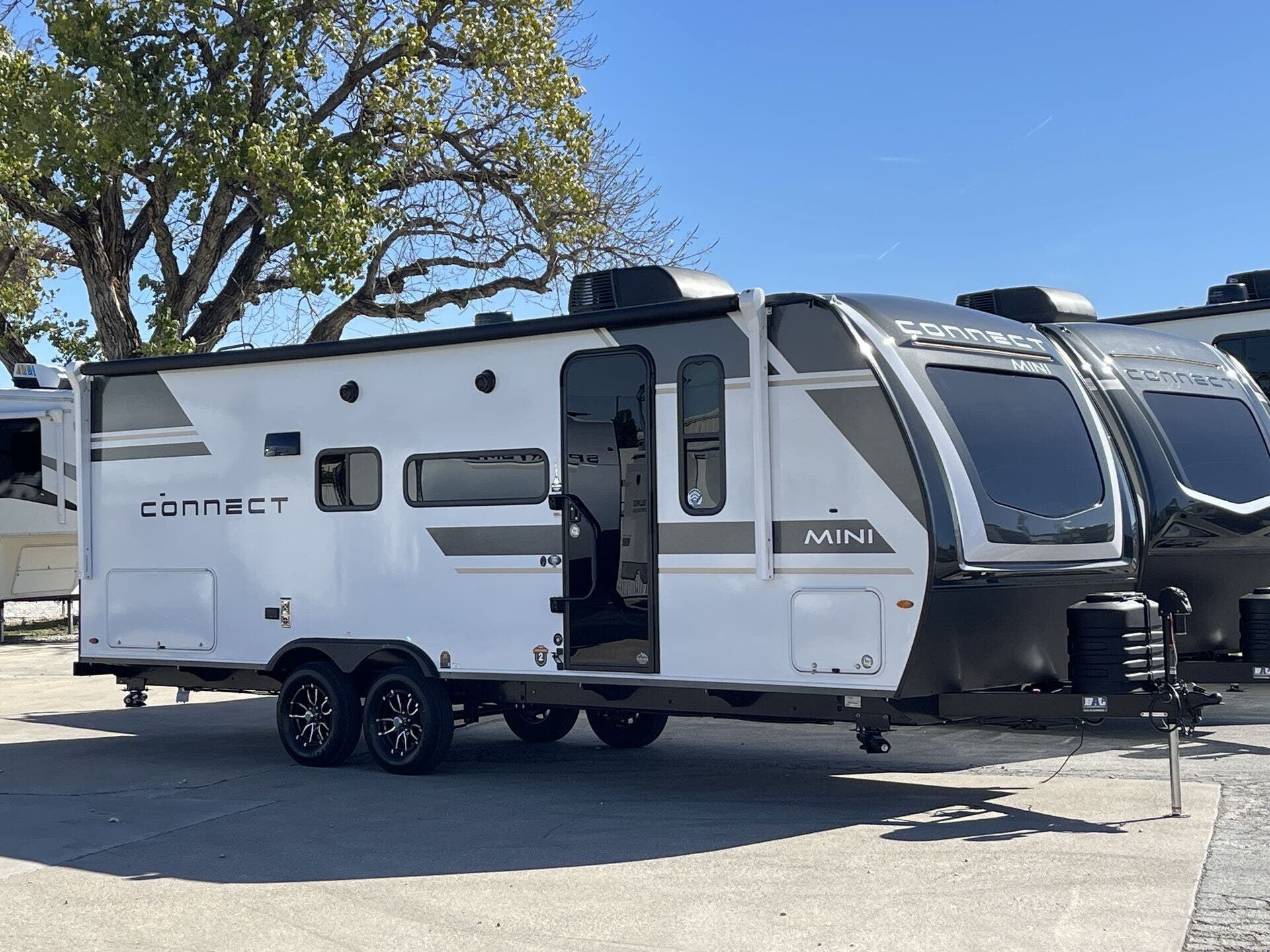 Email now about this 2026 K-Z Connect Mini 231BH! New 2026 K-Z Connect Mini 231BH available in Corinth, Texas