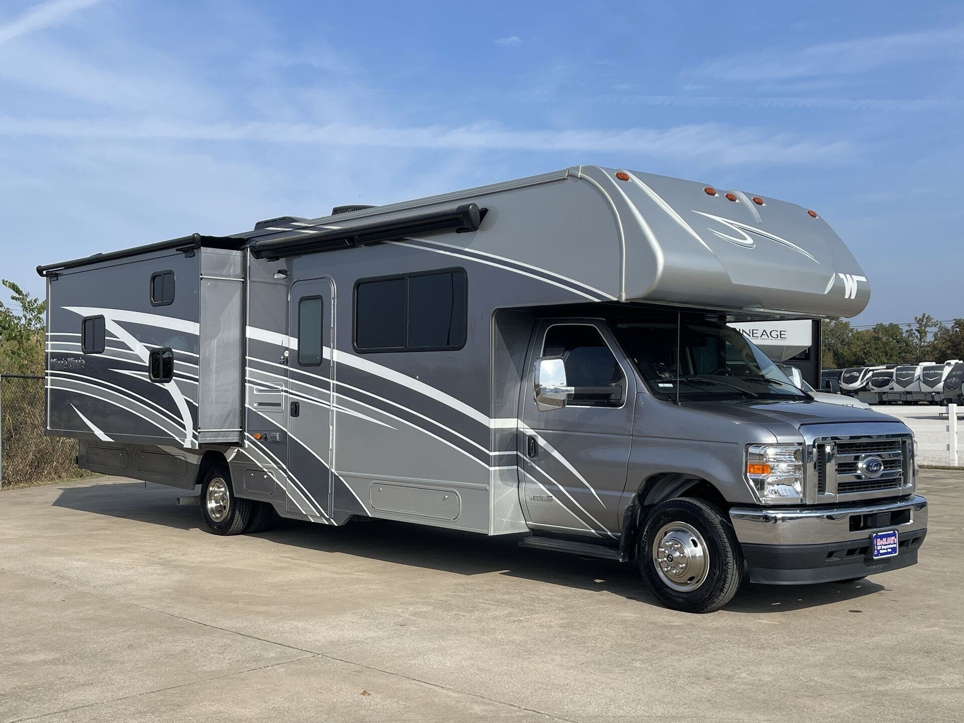 Email now about this 2024 Winnebago Minnie Winnie 31H! Used 2024 Winnebago Minnie Winnie 31H available in Corinth, Texas