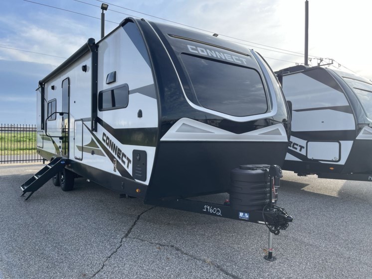 Email now about this 2025 K-Z Connect 282FKK! New 2025 K-Z Connect 282FKK available in Oklahoma City, Oklahoma