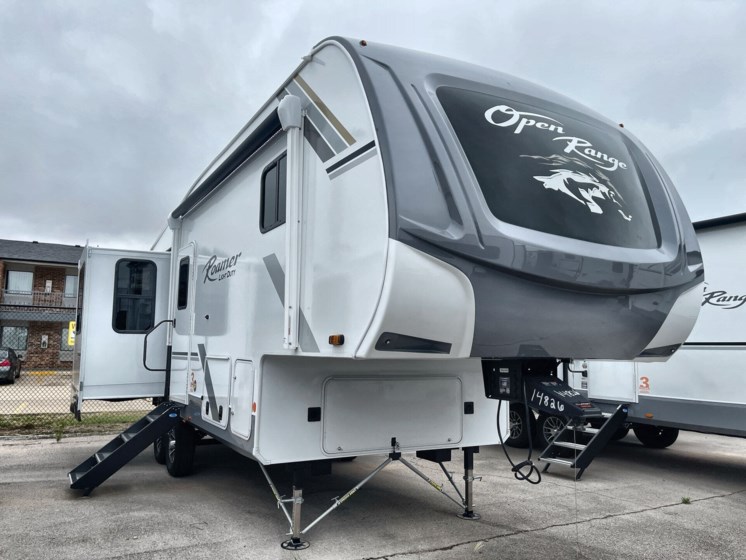 Email now about this 2026 Highland Ridge Open Range Roamer LIGHT 244RLS! New 2026 Highland Ridge Open Range Roamer LIGHT 244RLS available in Oklahoma City, Oklahoma