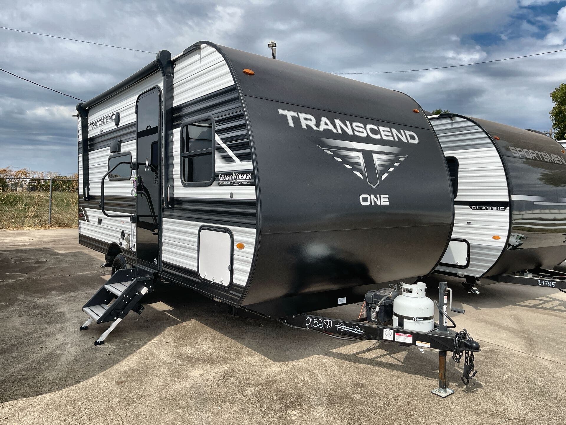 Email now about this 2024 Grand Design Transcend One 151BH! Used 2024 Grand Design Transcend One 151BH available in Oklahoma City, Oklahoma