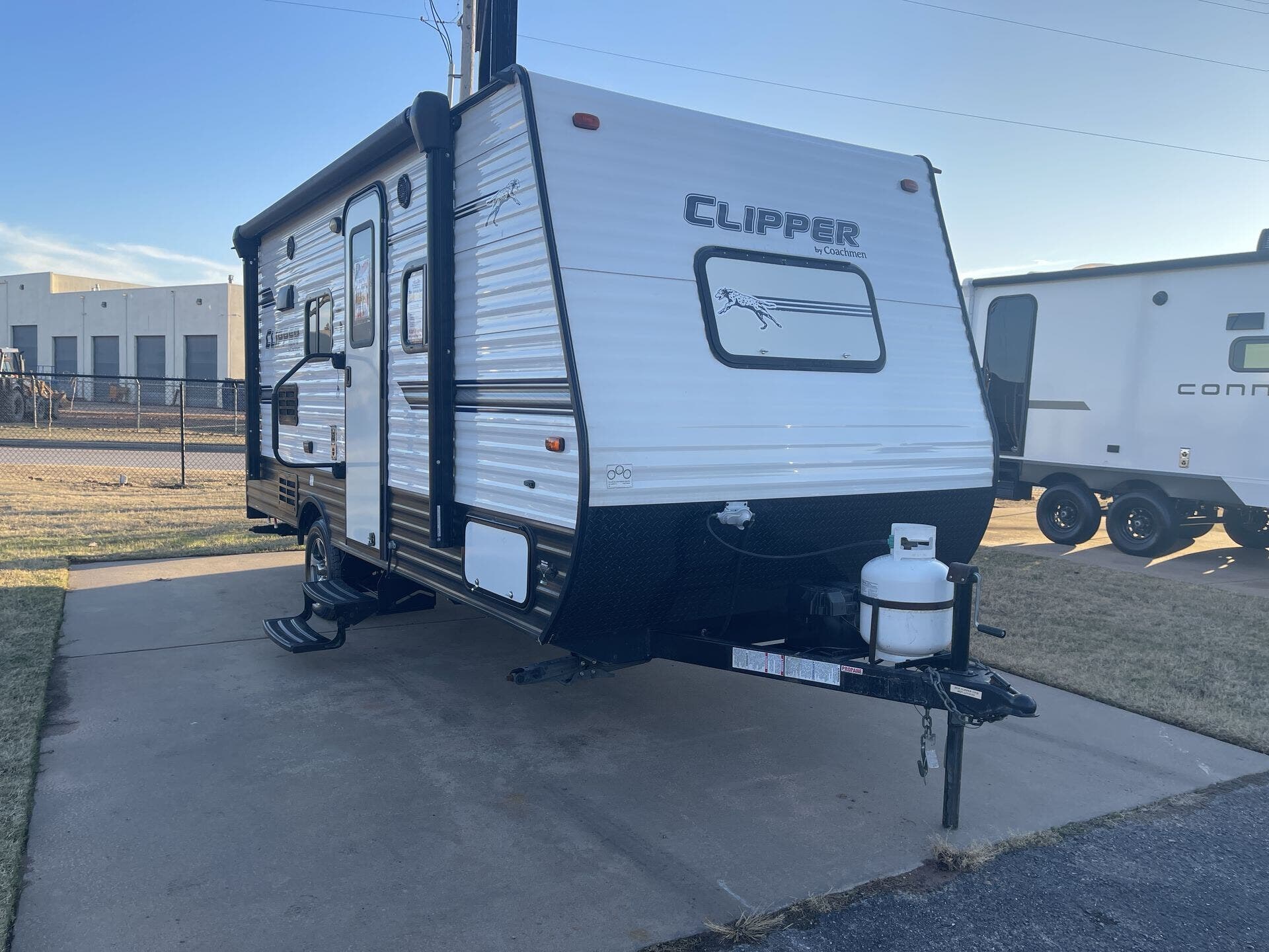 Email now about this 2018 Coachmen Clipper 17FQ! Used 2018 Coachmen Clipper 17FQ available in Oklahoma City, Oklahoma