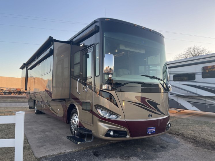 Email now about this 2017 Tiffin Phaeton 40AH! Used 2017 Tiffin Phaeton 40AH available in Oklahoma City, Oklahoma