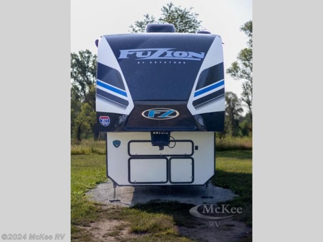 2022 Fuzion 430 by Keystone from McKee RV in Perry, Iowa