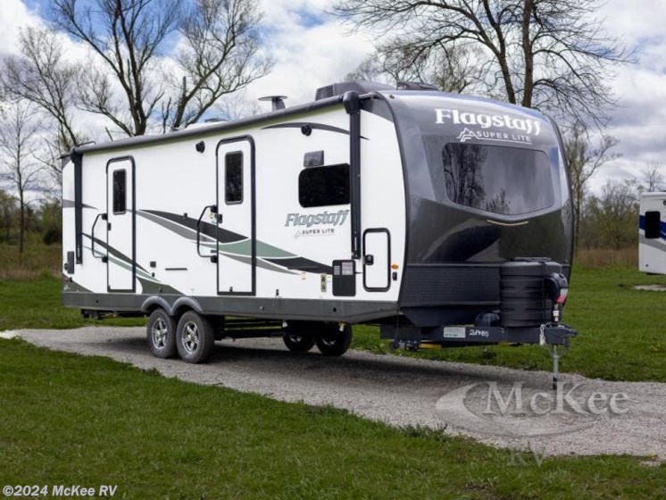 Used 2023 Forest River Flagstaff Super Lite 26FKBS available in Perry, Iowa