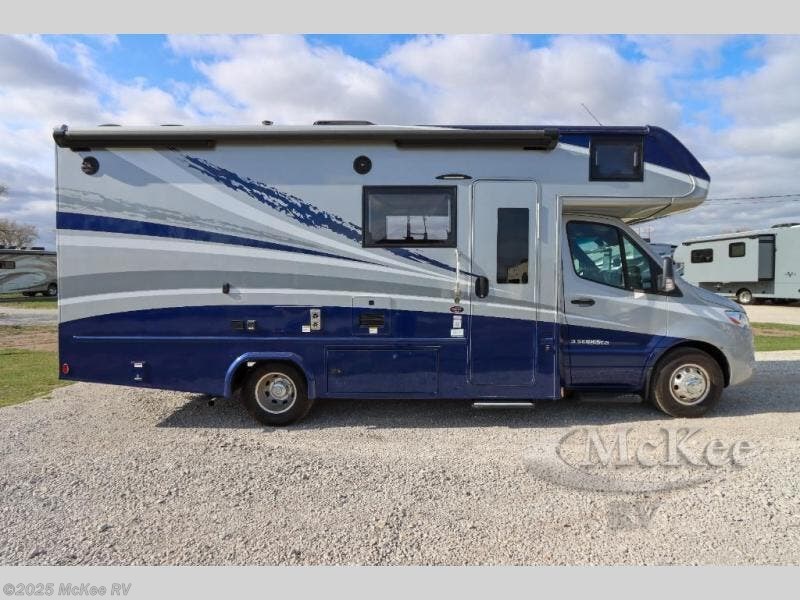 New 2025 Dynamax Corp isata 3 24FW available in Perry, Iowa