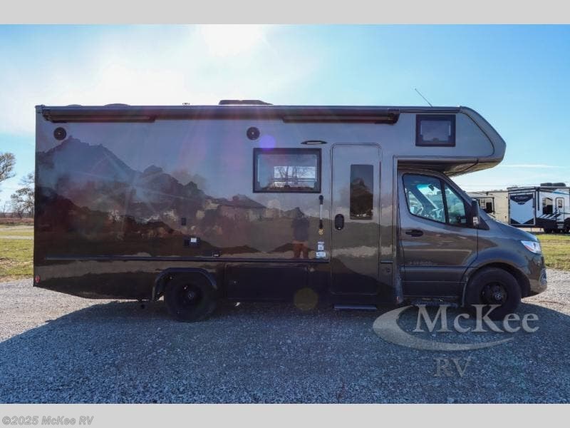 New 2025 Dynamax Corp isata 3 24FWSFXM available in Perry, Iowa