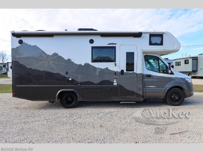 New 2025 Dynamax Corp isata 3 24FWSFXM available in Perry, Iowa