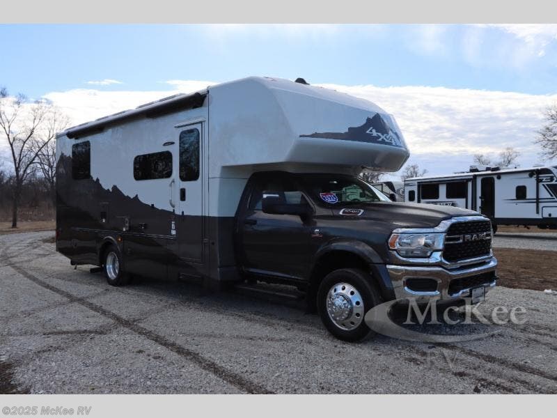 Email now about this 2025 Dynamax Corp isata 5 28SSD4X4! New 2025 Dynamax Corp isata 5 28SSD4X4 available in Perry, Iowa