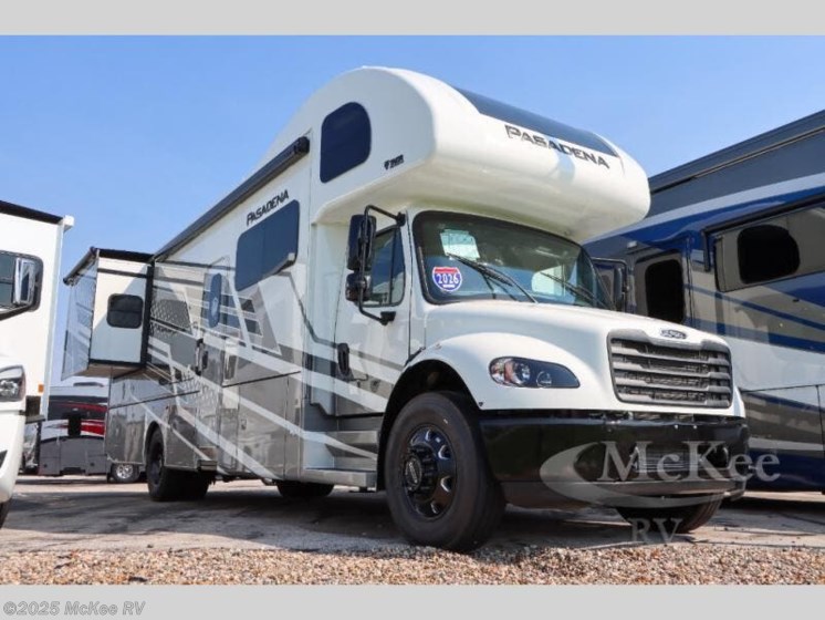 Email now about this 2026 Thor Motor Coach Pasadena 34XG! New 2026 Thor Motor Coach Pasadena 34XG available in Perry, Iowa