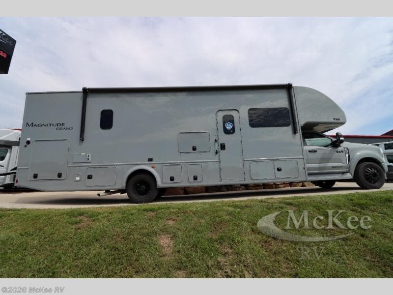 New 2026 Thor Motor Coach Magnitude Grand R36 available in Perry, Iowa