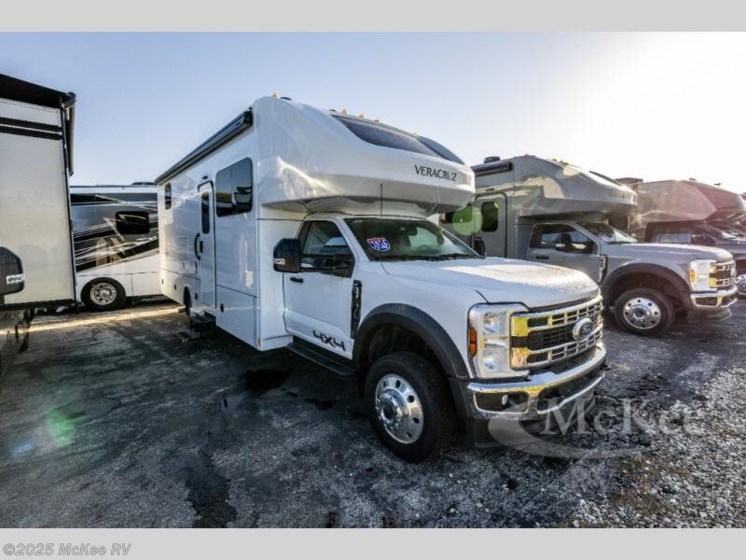 Email now about this 2026 Renegade Veracruz 32VDS! New 2026 Renegade Veracruz 32VDS available in Perry, Iowa
