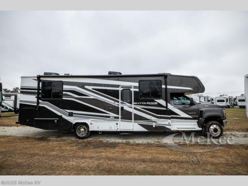 New 2026 Coachmen Entourage 320LVC available in Perry, Iowa