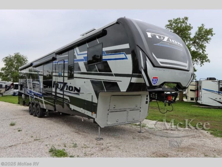 Email now about this 2025 Keystone Fuzion 432! New 2025 Keystone Fuzion 432 available in Perry, Iowa
