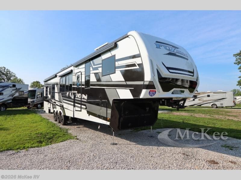 Email now about this 2025 Keystone Fuzion 419! New 2025 Keystone Fuzion 419 available in Perry, Iowa