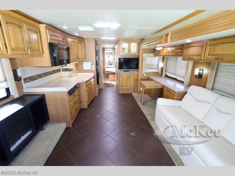 Contact us now about this 2011 Newmar Dutch Star 3734! 2011 Dutch Star 3734 by Newmar from McKee RV in Perry, Iowa