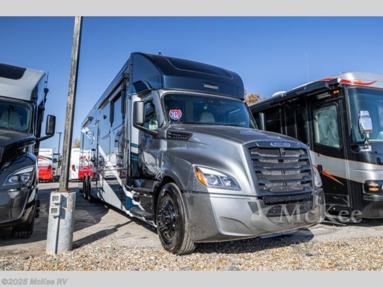 Email now about this 2026 Newmar Summit Aire 4505! New 2026 Newmar Summit Aire 4505 available in Perry, Iowa