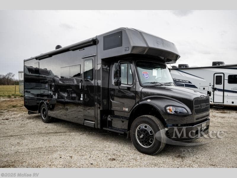 Email now about this 2026 Dynamax Corp Europa 31SSFR! New 2026 Dynamax Corp Europa 31SSFR available in Perry, Iowa