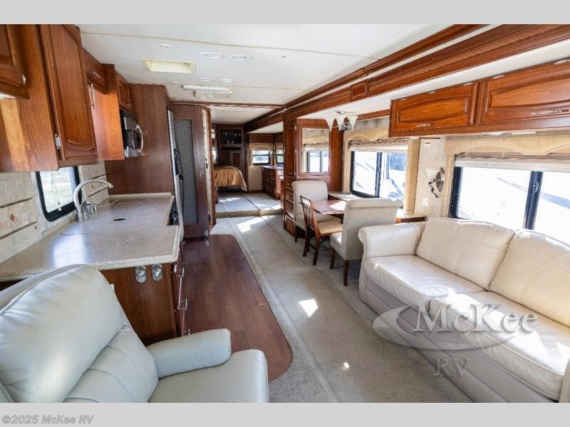 Contact us now about this 2007 Fleetwood Providence 39V! 2007 Providence 39V by Fleetwood from McKee RV in Perry, Iowa