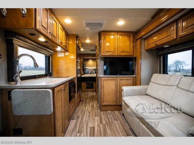 Contact us now about this 2018 Thor Motor Coach Synergy SP24! 2018 Synergy SP24 by Thor Motor Coach from McKee RV in Perry, Iowa
