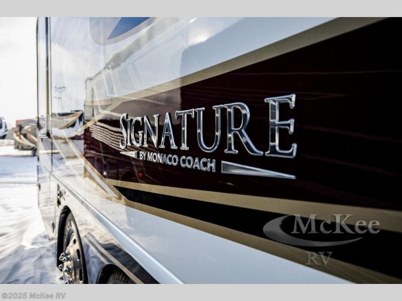 Used 2019 Monaco RV Signature 44M available in Perry, Iowa