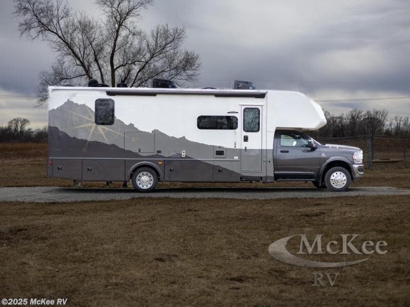 Contact us now about this 2022 Dynamax Corp isata 5 28SSD4X4! 2022 isata 5 28SSD4X4 by Dynamax Corp from McKee RV in Perry, Iowa