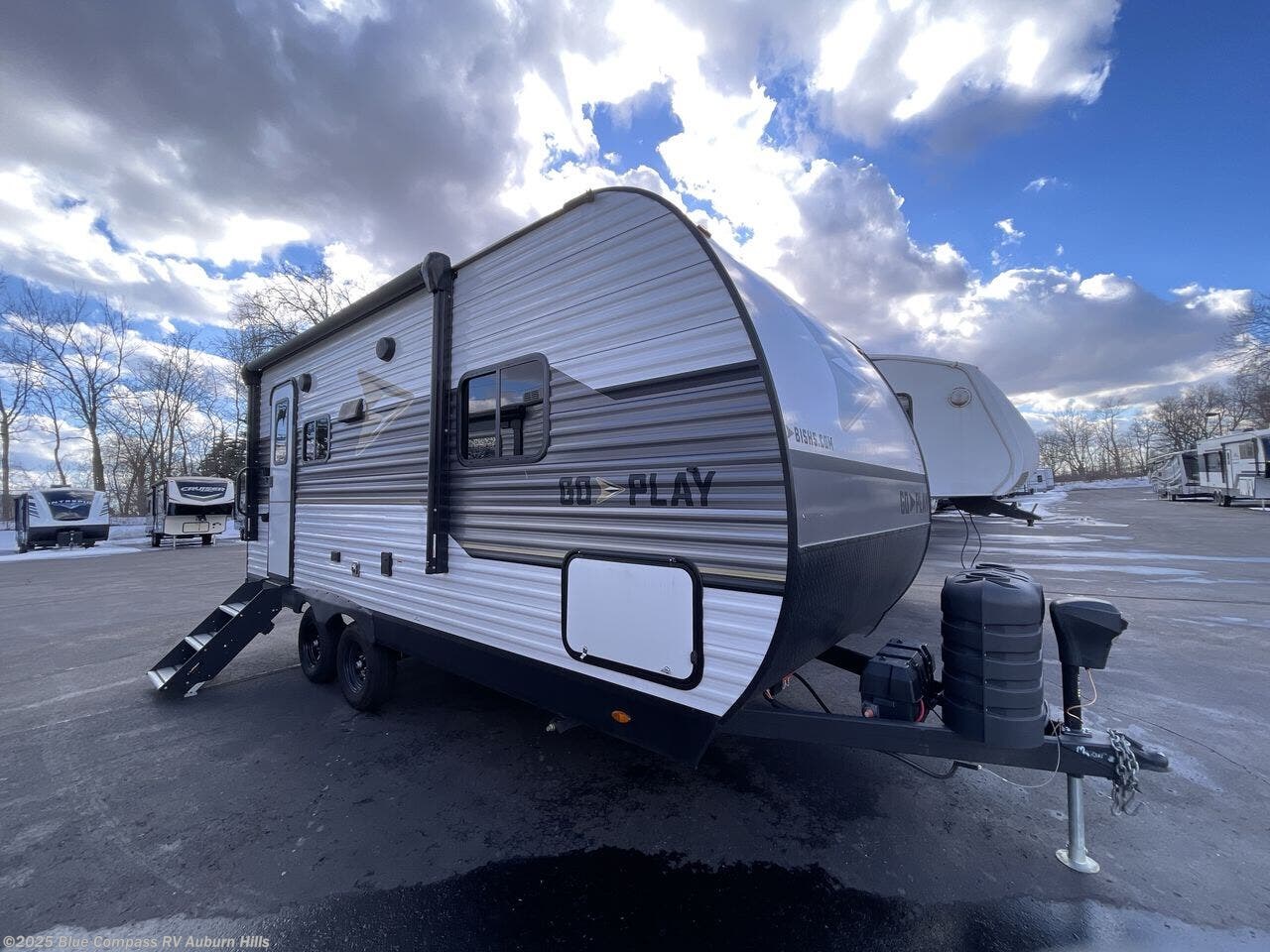 Email now about this 2024 Highland Ridge Open Range Conventional 20FBS! Used 2024 Highland Ridge Open Range Conventional 20FBS available in Auburn Hills, Michigan