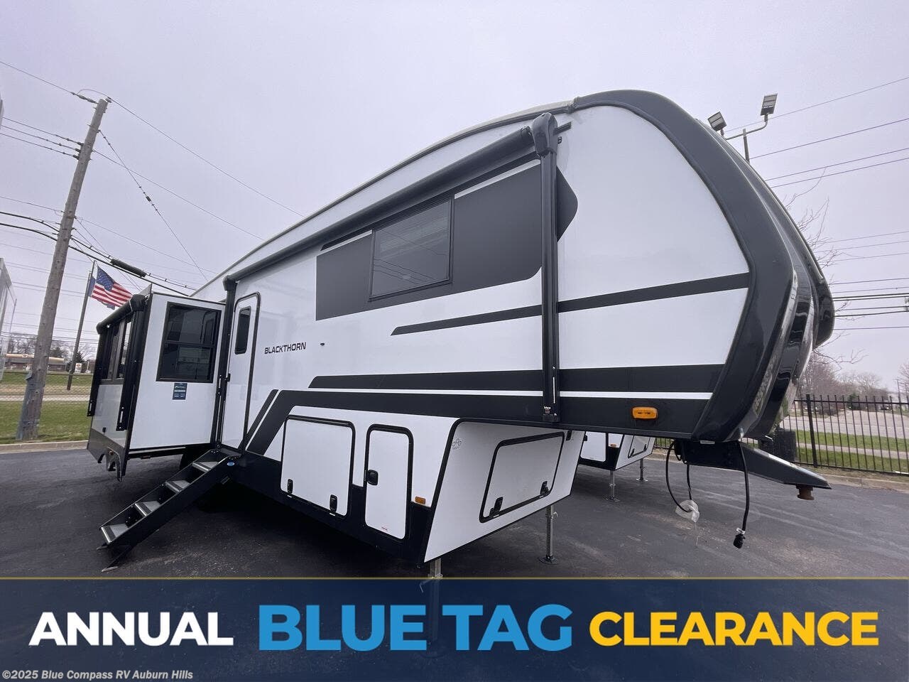 Email now about this 2025 East to West Blackthorn 3100RL! New 2025 East to West Blackthorn 3100RL available in Auburn Hills, Michigan