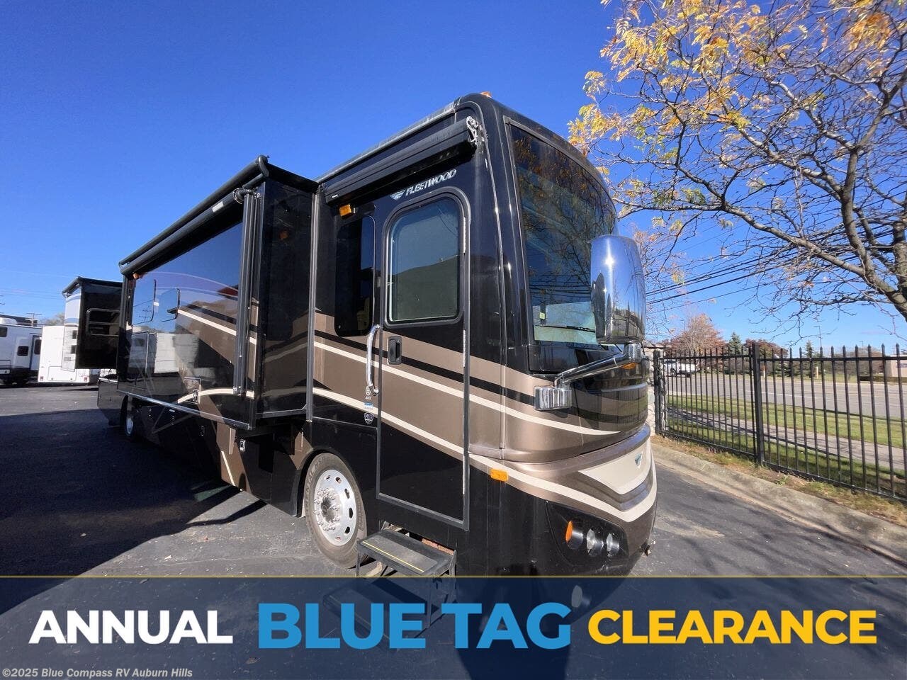 Email now about this 2016 Fleetwood Expedition 40x! Used 2016 Fleetwood Expedition 40x available in Auburn Hills, Michigan