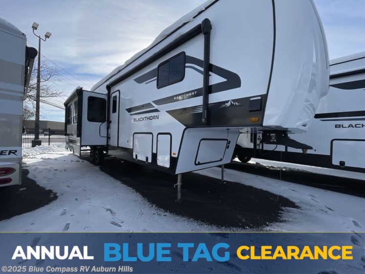 Email now about this 2026 East to West Blackthorn 3880RBDB! New 2026 East to West Blackthorn 3880RBDB available in Auburn Hills, Michigan