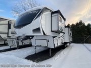 Used 2022 Grand Design Reflection 303RLS available in Auburn Hills, Michigan