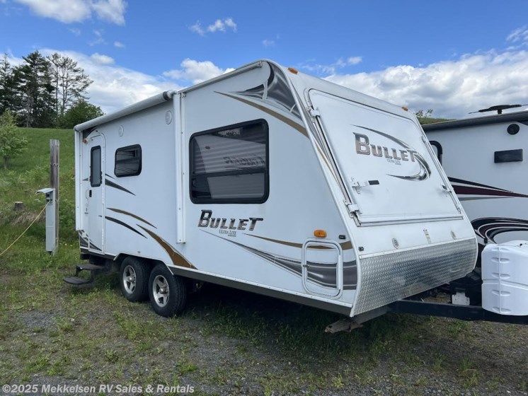 Email now about this 2011 Keystone Bullet 188EXP! Used 2011 Keystone Bullet 188EXP available in East Montpelier, Vermont